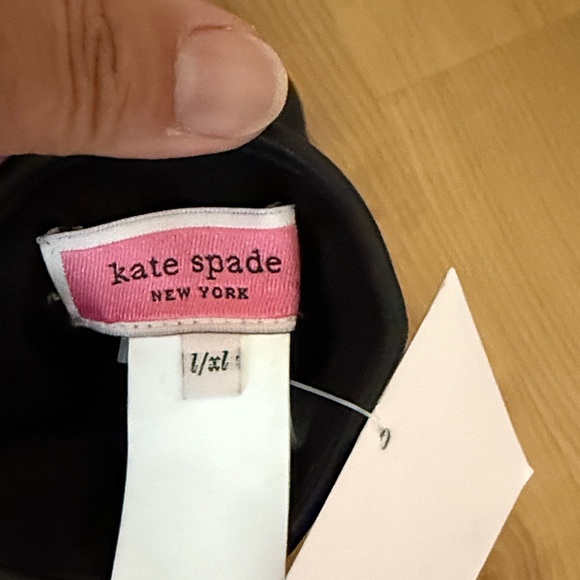 Kate Spade Floral Quilted Black Gloves-New! - Picture 5 of 8